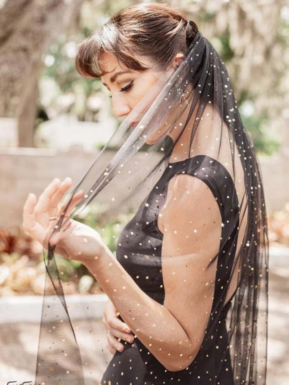Black Long Wedding Veil - Picture 6 of 7